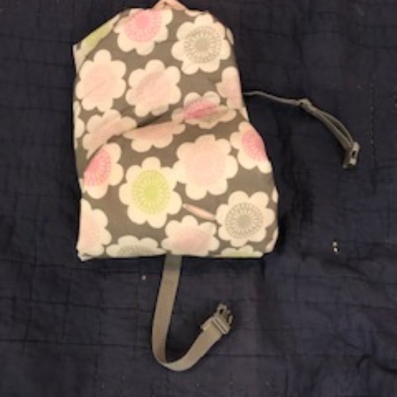 Carter's Reversable High Chair/Shopping Cart Cover-Super Compact-Floral & Pink - Picture 3 of 8